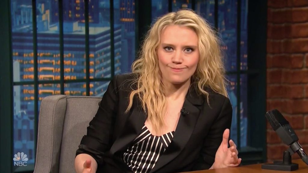 kate mckinnon farts