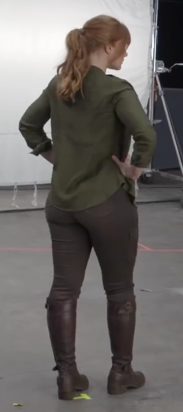 bryce dallas howard butt