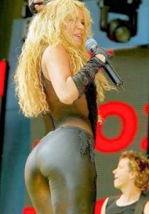 shakira butt leather pants