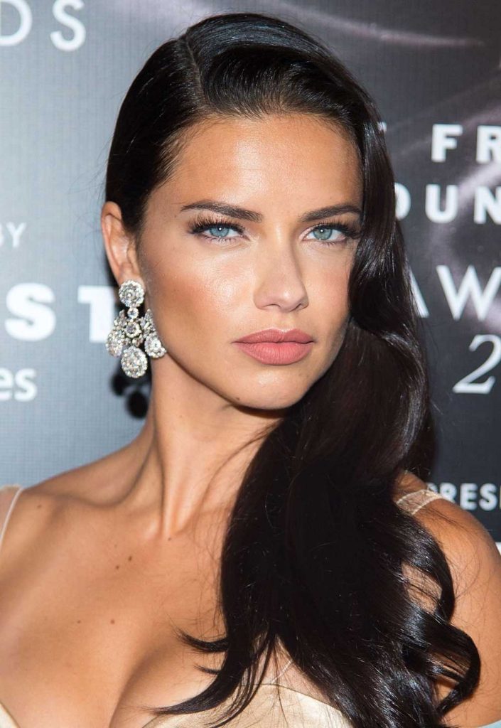 adriana-lima-fart